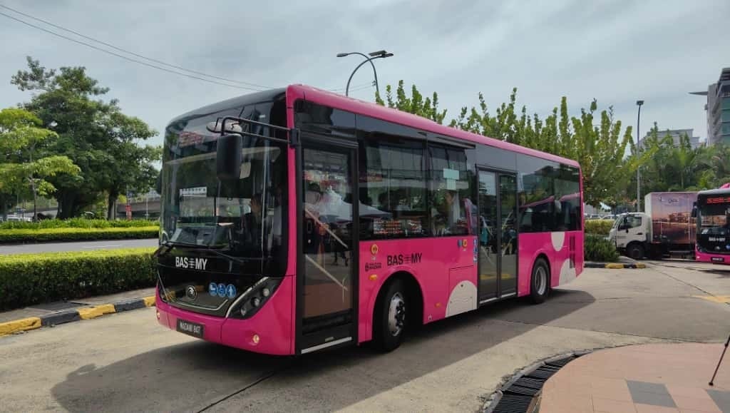 Pink Bus in Kota Kinabalu